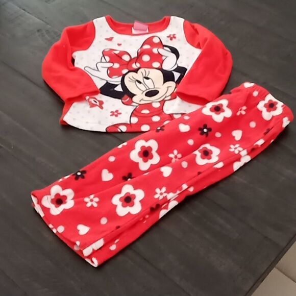 Disney's 18 months pajama set - Picture 1 of 5